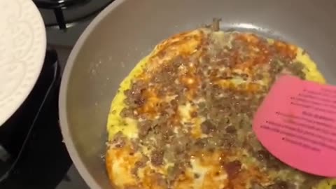 Cheese omelet