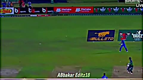 Cricket video Naseem shah batting