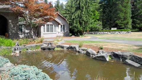 Do Water Features Interest You ? This Duvall, WA Home Has IT All !