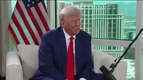 Trump laying out the behind-the-scenes of 40 years of boxing history in 5 minutes