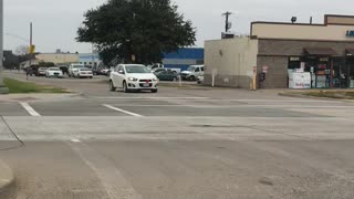 Van Throws Police for a Loop