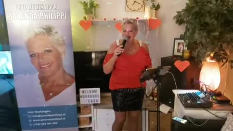 Jolanda Philippi "love special" (Dutch/English songs) Dutch Spoken.