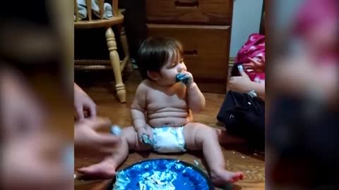 TRY NOT TO LAUGH ★ Chubby Babies Eating | Funny Babies Videos Compilation
