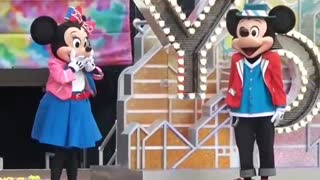 Minnie Mouse & Mikky Mouse Family Greet Audience on Stage After Big Show 2019