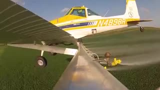 Cessna AgTruck Cropdusting in Iowa, Cropduster