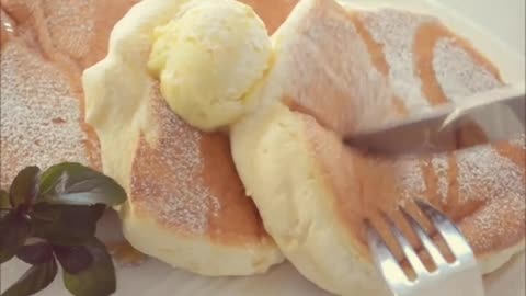 How to make fluffy Japanese pancakes