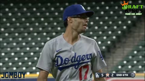 Joe Kelly throws at Bregman and mocks Correa