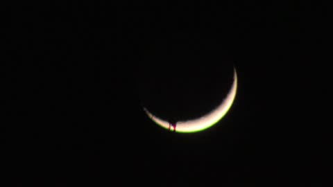 Footage of the moon during aurora borealis storm in Arkansas