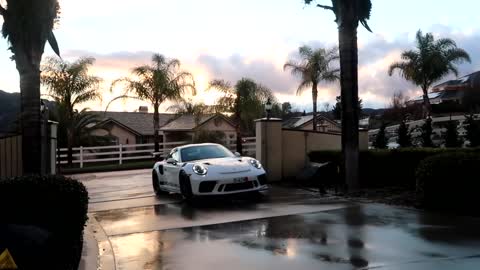 MY NEW SUPERCAR IS FINALLY HERE!! (PORSCHE GT3RS)