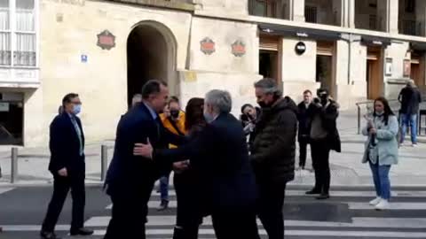 Isabel Díaz Ayuso llega al Memorial Víctimas del Terrorismo en Vitoria