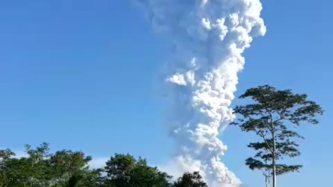 very rare clouds occur