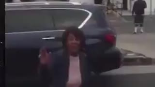 US Rep Maxine Waters seen interfering with police stop in California