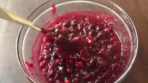 Homemade cranberry sauce