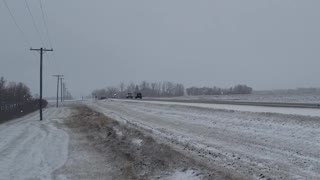 Fleeing Truck Avoids Police Spike Strip