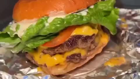 cheeseburger