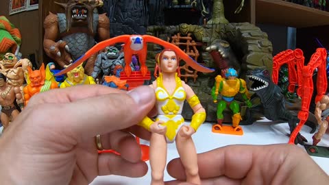 Masters Of The Universe Origins Teela & Zoar 2 Pack Review! MOTU Origins!