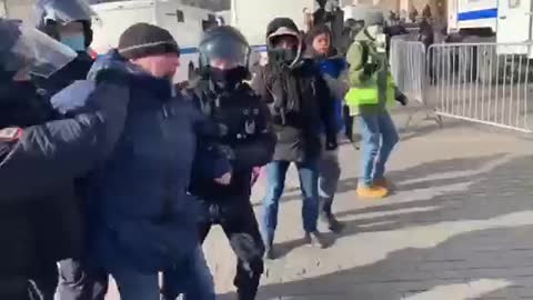 Russia: More than 2000 people have been detained during anti-war protests