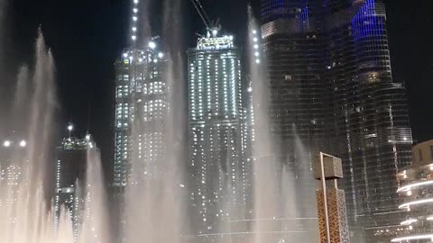 Stunning Dancing Fountains in Dubai
