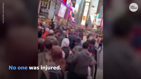 🥵Manhole explosion causes panic in Times Square | USA
