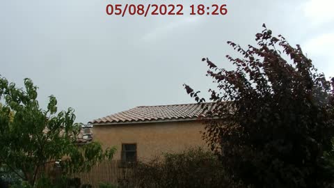 05.08.2022 40 minutes d'orage dans les Alpes de Haute Provence - 12° de moins.