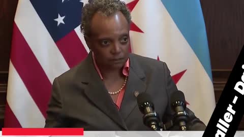 Chicago's Racist #MayorLoriLightfoot proves she's one of the shittiest mayors in America #Worthless