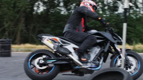 KTM DUKE 790 DRIFT ATTACK | SHAHABAS