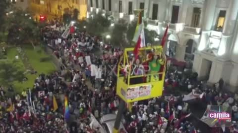 La Gente apoyando a Pedro Castillo .