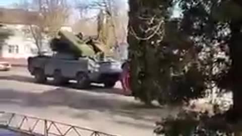 Ukrainian Locals Steal Russian Equipment - Combine Harvester Remix
