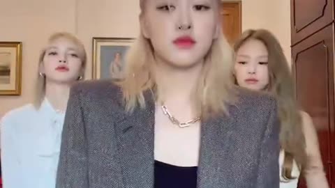 Rosé Jennie and Lisa❤