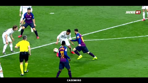 Messi destroyed the player