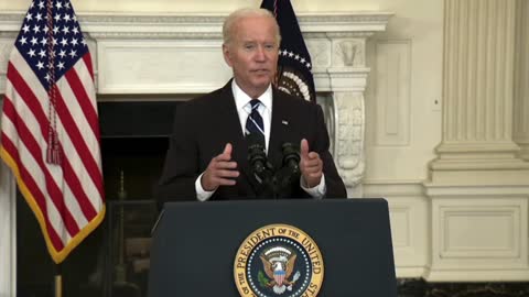 Biden announces a doubling of fines for travelers who won't wear a mask