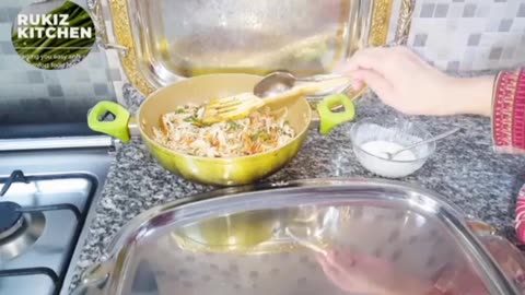 How to make chicken spring rolls at home