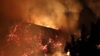 El incendio Bobcat inquieta a las autoridades por su proximidad