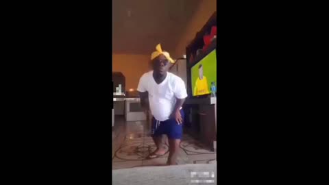 Funny video must watch with football player an coach heated argument funny
