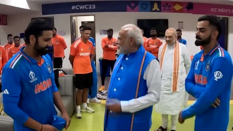 pm modi meet Indian cricketers on dressing room