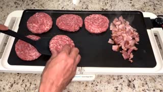 Home Made Hamburger in a Electric Griddle