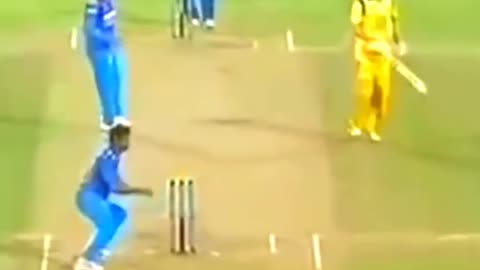 Cricket run out short video | M S Dhoni | India vs Australia