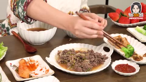 Mukbang :) delicious korean home-cooked meal(beef bulgogi, tofu, Grilled mackerel, mallow soup)