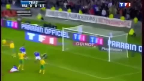 Thierry Henry's Historic Goal in French Football!!