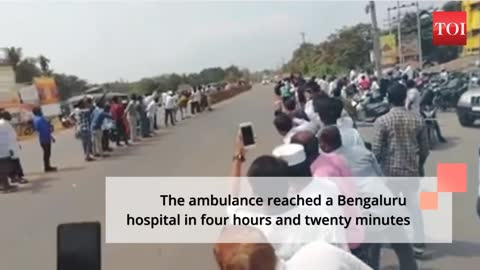 Watch: Pedestrians make way for ambulance ferrying baby battling heart ailments