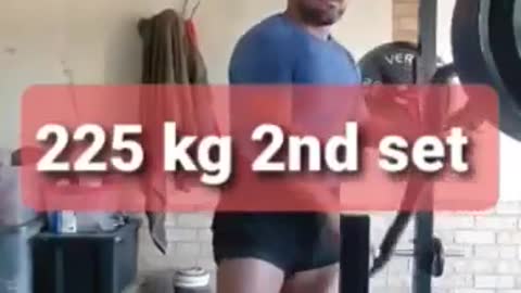 Squats 22 kg
