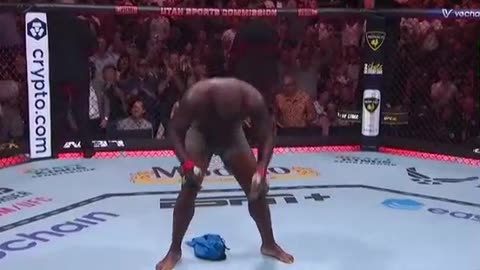 Ufc 291 Derrick Lewis! Funny celebration ever 😂😂😂😂😂July 30, 2023