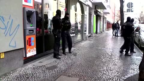 German police raid criminal clans in Berlin