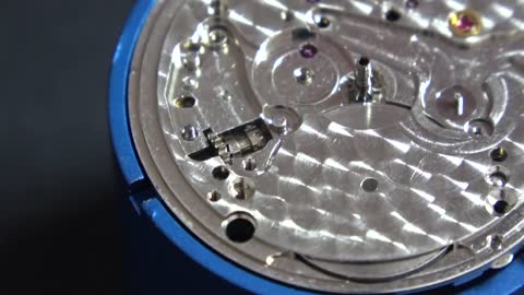 Restoration of a Vintage Rolex Oyster Perpetual Date - Ref 1500 Caliber 1570