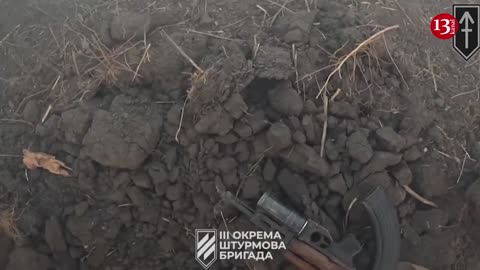 We’re retreating, we’re under fire" - Footage of Ukrainian fighters under fire on the front line