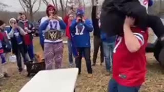 Average Bills fan