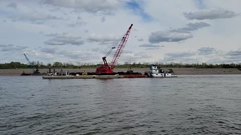 Dredging on the OH River