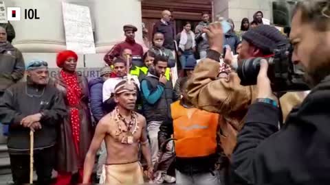 Amazon Africa HQ : Activists clash outside Cape Town High Court