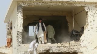 Talibanes ganan nuevas zonas de Afganistán en medio de la retirada de EEUU