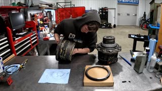 Final Drive Face Seal and Bearings Installation - John Deere (Torque Hub Version)